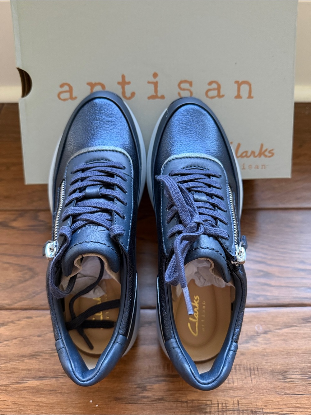 Tivoli Navy Leather Lace-Up Sneakers with Side Zip